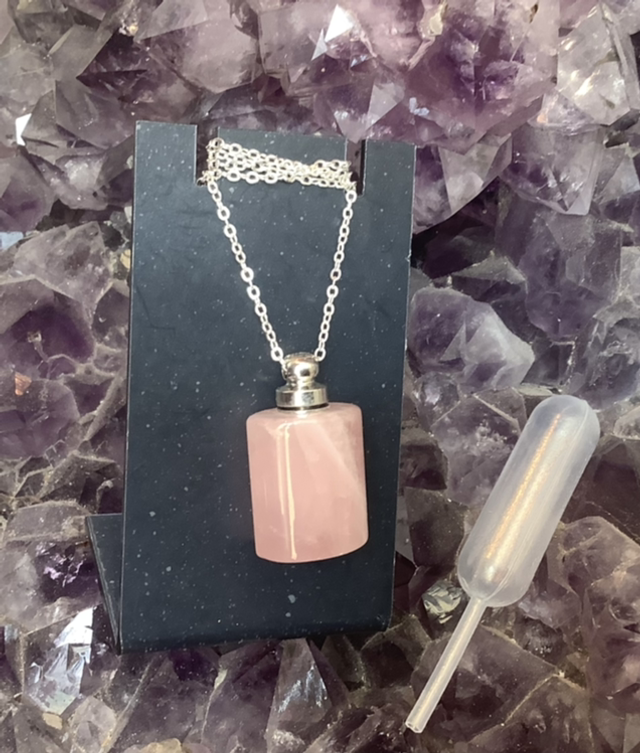 Pendentif fiole en quartz rose pour parfum ou huiles essentielles 