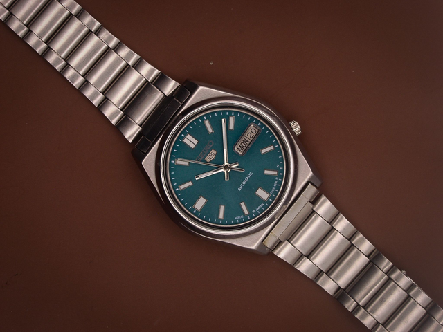 Seiko 5 7009a Automatic Green - Refurbished
