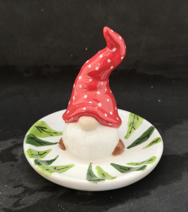 Gnome ring dish