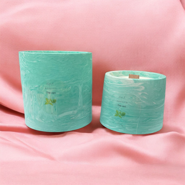 Bougie artisanale parfumée &quot; Thé vert &quot; / contenant en jesmonite