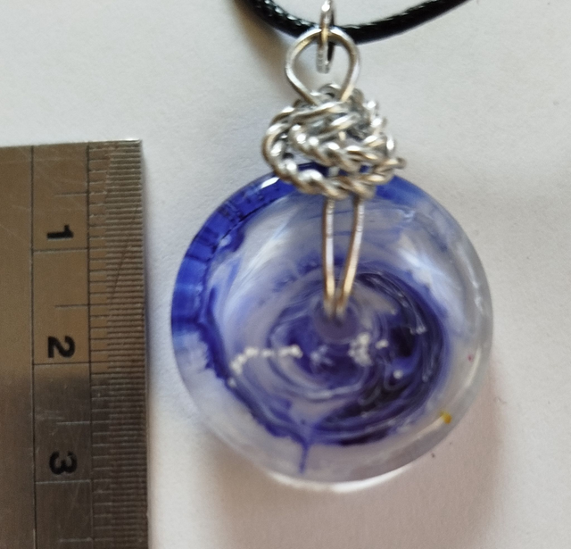Pendentif résine