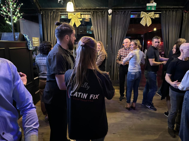 6x Evening Entries for Salsa/Bachata/Kizomba Classes &amp; Social Dancing