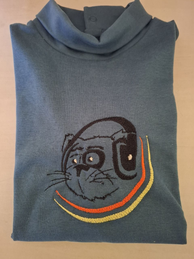 T-shirt garçon 3  ans – Broderie visage de chat stylisé – Livraison gratuite