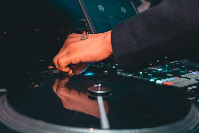 Dj set x serata disc