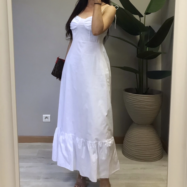 Robe noué
