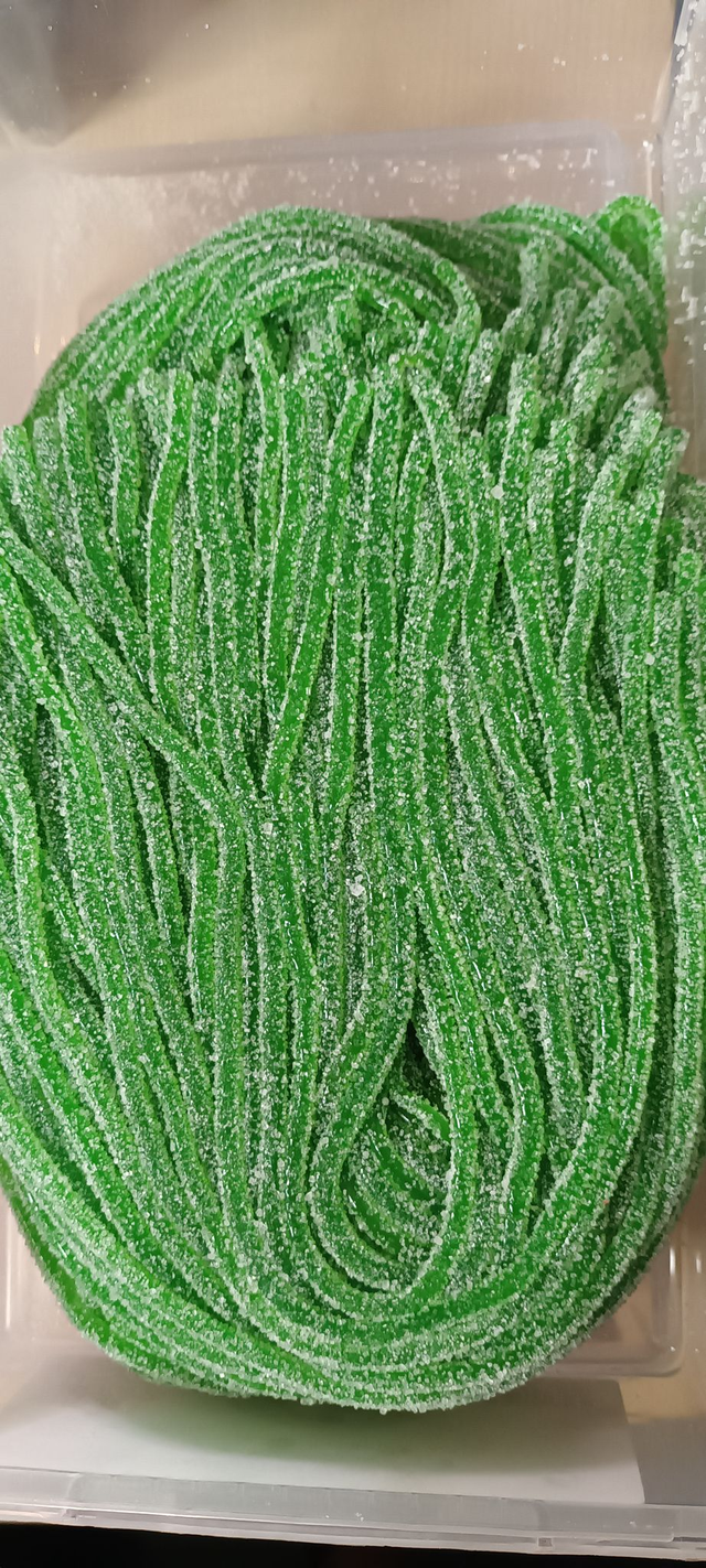 SPAGUETTIS POMME  SUCREE (VENDU PAR 10)