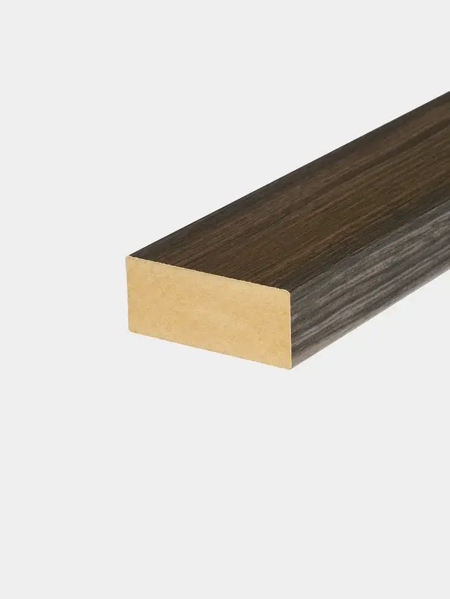 Woodupp Lamelle de Finition Aspect bois Chêne Noir Feutre noir 67mm (Réf-1278)