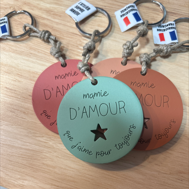Porte clés mamie d’amour 