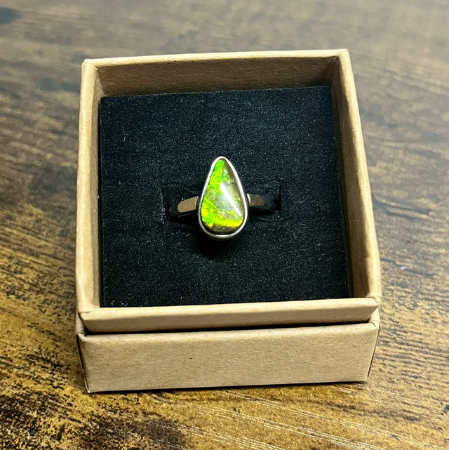 Bague en argent et Ammolite - Taille réglable 
