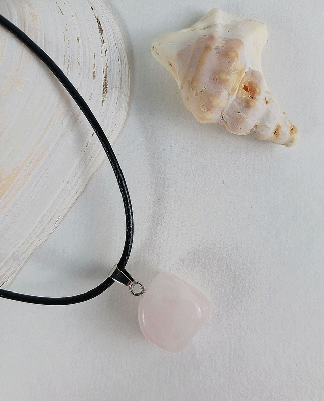 Collection Kubix : quartz rose + collier - pièce 21 -