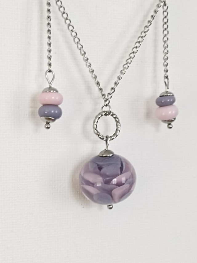 Collier lotus en verre 