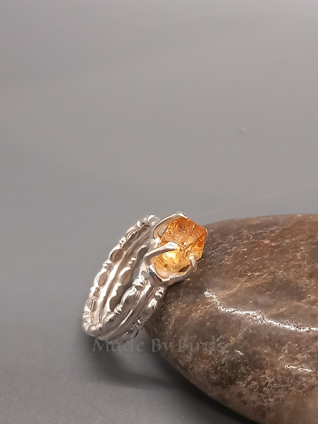 Sterling Silver Patterned Band Ring With Claw Set Raw Citrine Stone