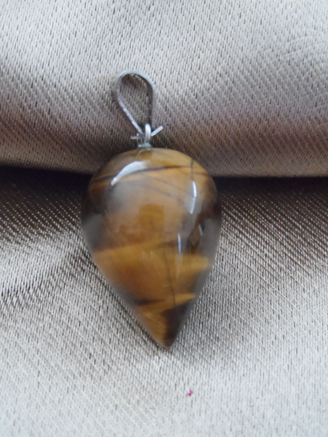 Pendentif en Oeil de tigre : pour collier ou pendule