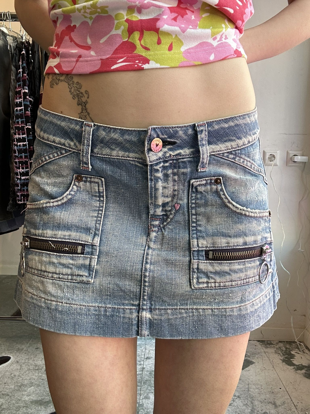 mini denim skirt with zipper front pockets