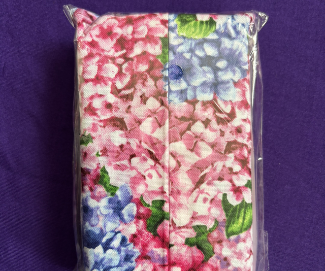 Pocket Tissue Cover/Holder Flower pink/blue including tissues
