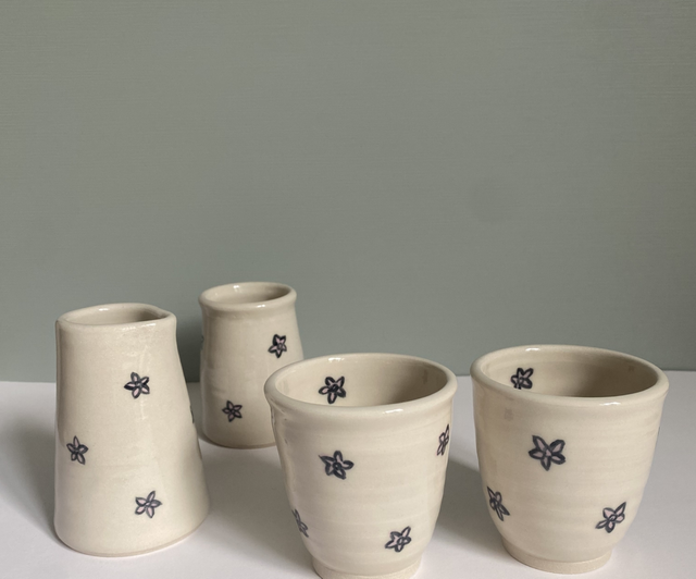 Flower jug and mini vase 