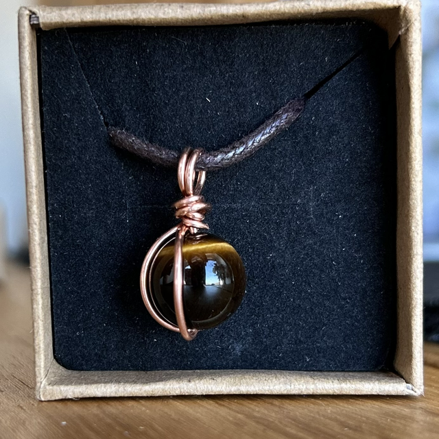 Tigers Eye Copper Wrapped Necklace 