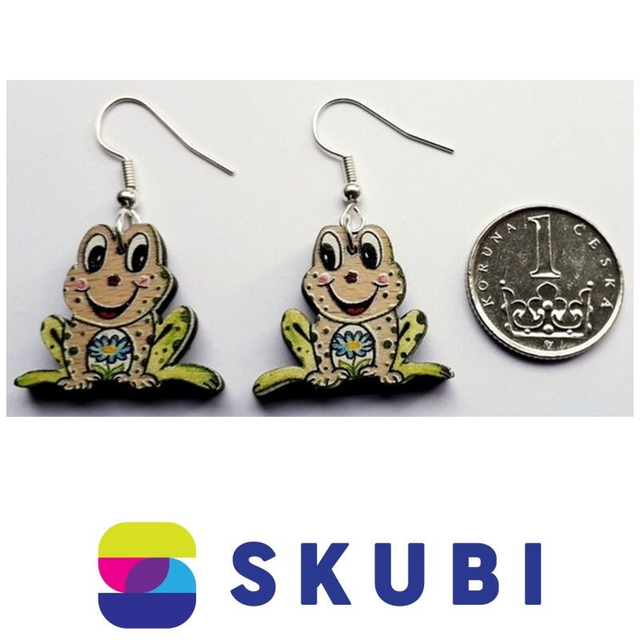 Dřevěné náušnice - Žába (2 cm)