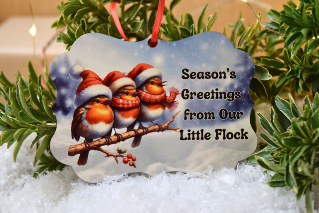 Christmas Pendant Decoration – Festive Robin Trio Woodland Scene