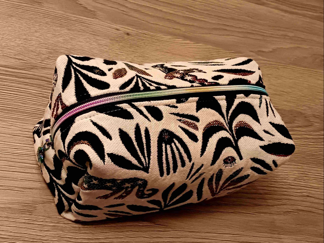 Trousse de toilette artisanale – Tissus français - Fait main en Vendée