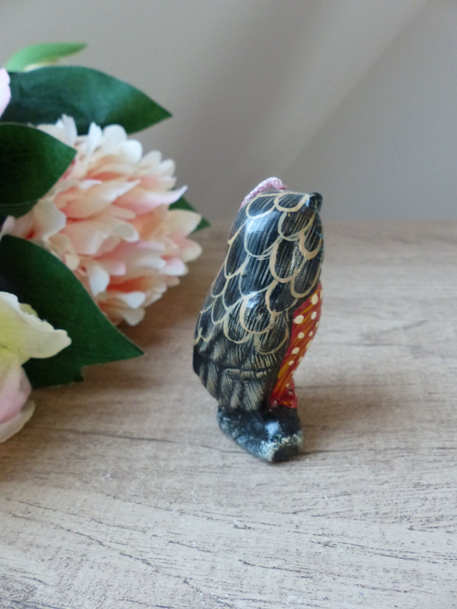 Figurine miniature Chouette/ Hibou en céramique peint à la main à suspendre, chouette décoration de maison, Oiseau à accrocher Vintage