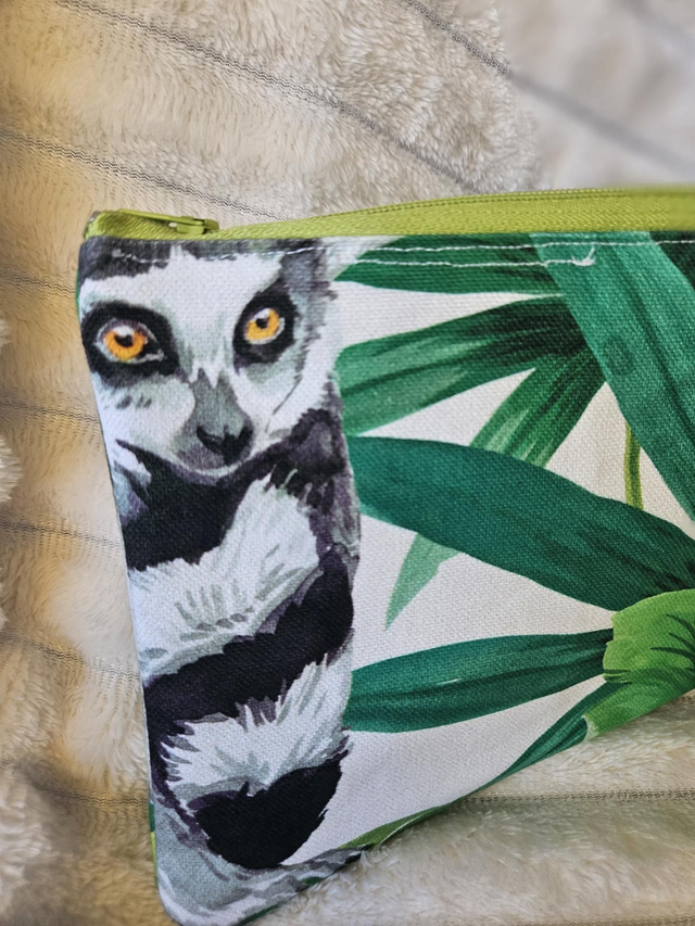 Pochette "lemuriens"