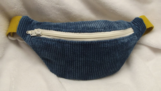 Sac banane enfant en velours côtelé pétrole