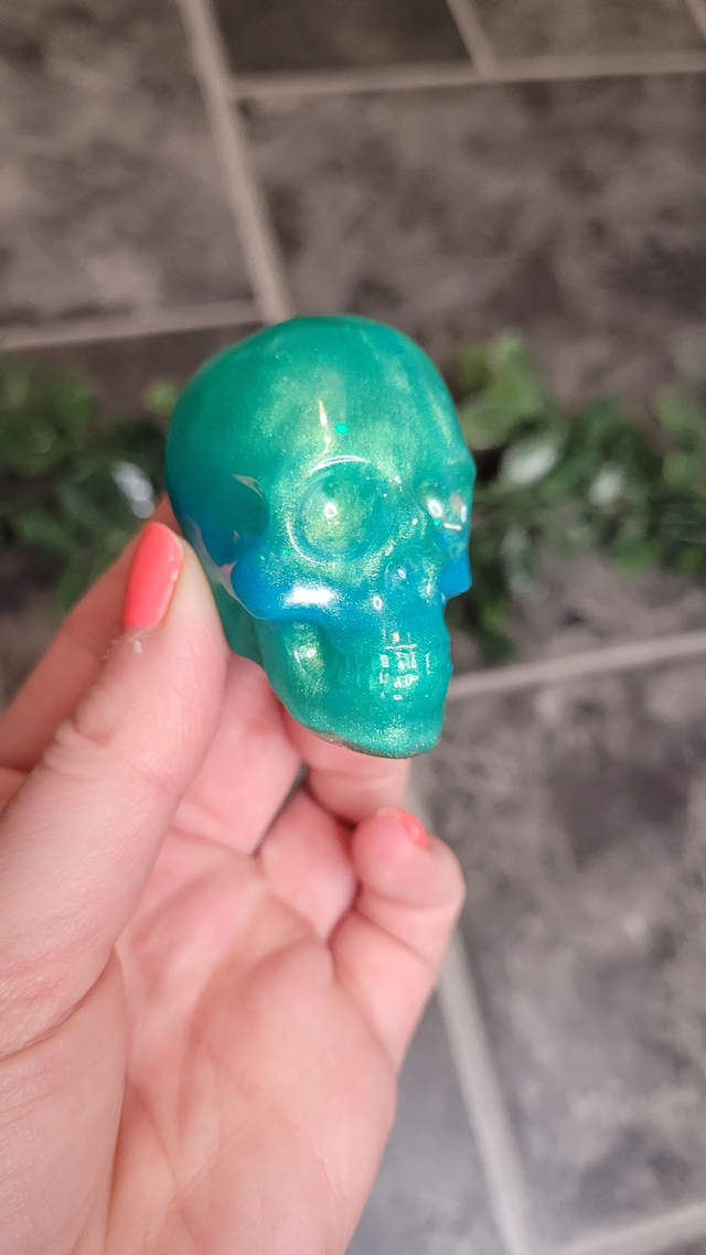 Skull Ornament - Medium - Green &amp; blue shimmer