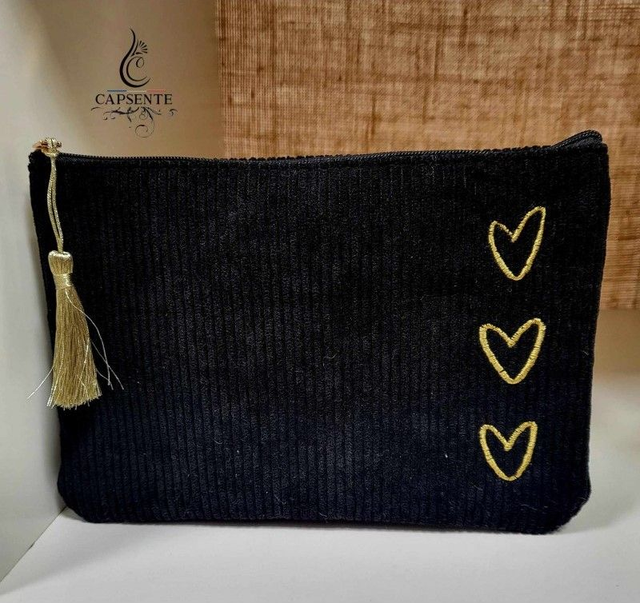 Pochette cœurs velours 