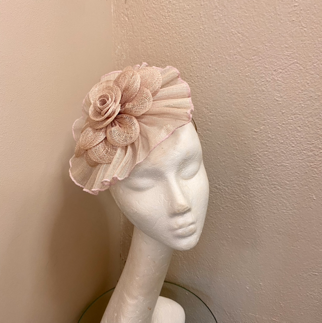 💕Lola lipstick pink headpiece 