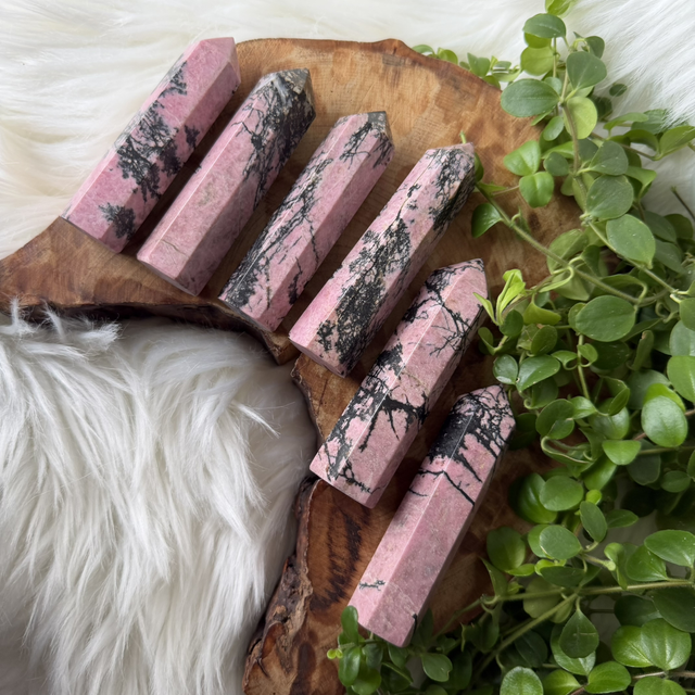 Rhodonite Point