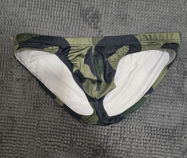 SLIP MOTIF MILITAIRE TAILLE M