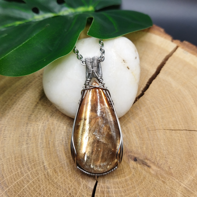 Pendentif Pierre de soleil (Qualité exceptionnelle)