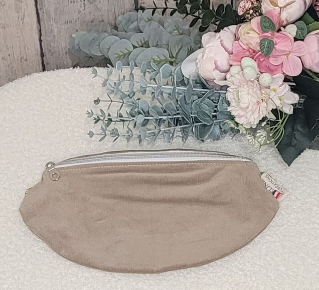 Sac banane velours beige 