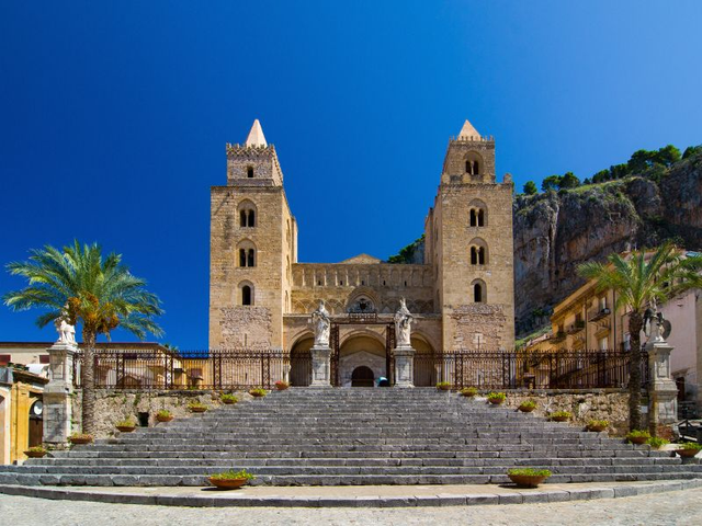 Transfer from Siracusa to Palermo + Valley of Temples in Agrigento and Cefalù (or viceversa - Private Transfer)