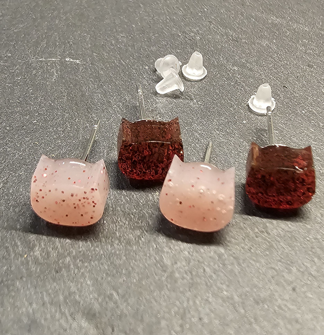 4 süße KatzenOhrringe mit 1 € Spendenanteil für den Tierschutz