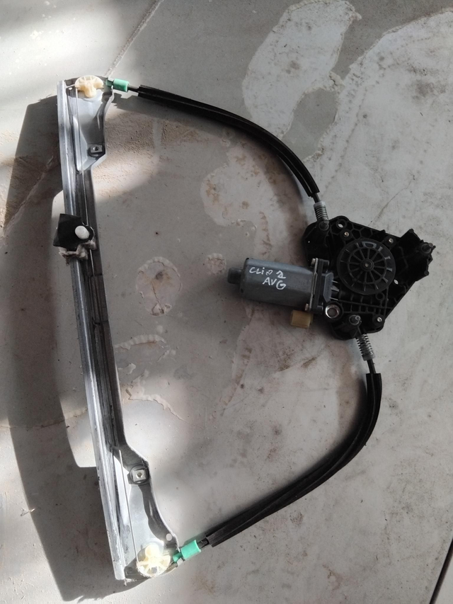 Lève-vitre électrique conducteur 