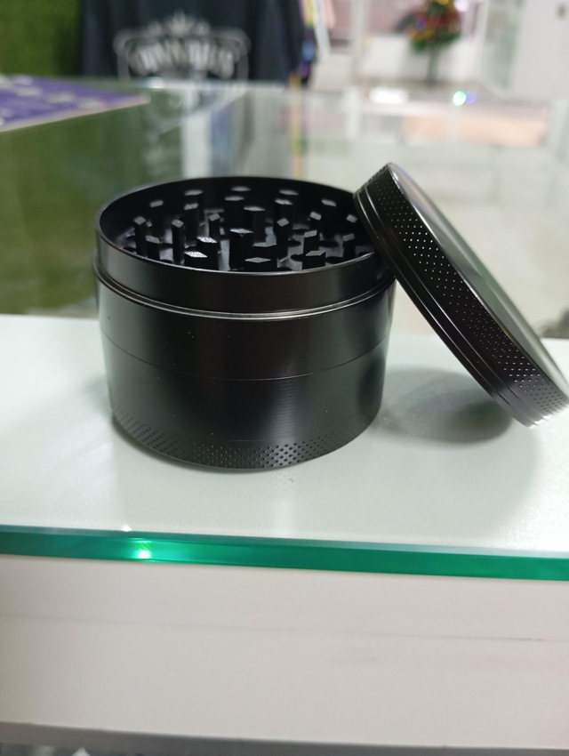 Grinder negro metal 63mm 
