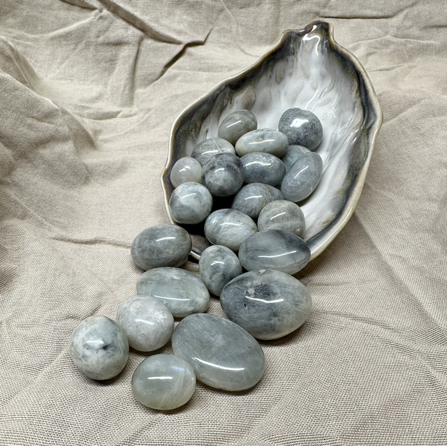 Silver Moonstone Tumble 