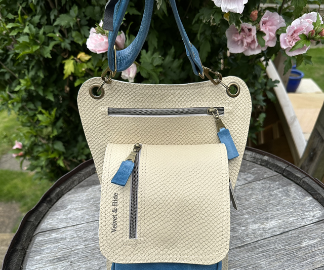 Utility / cross Body / Man Bag