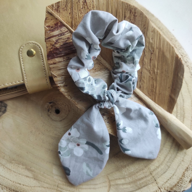 Chouchou foulard coton fleur minimaliste