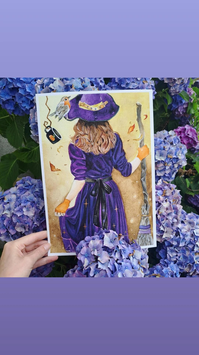 Sorcière d'automne en robe étoilée