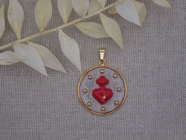 médaille Cœur Sacré - perles dorées