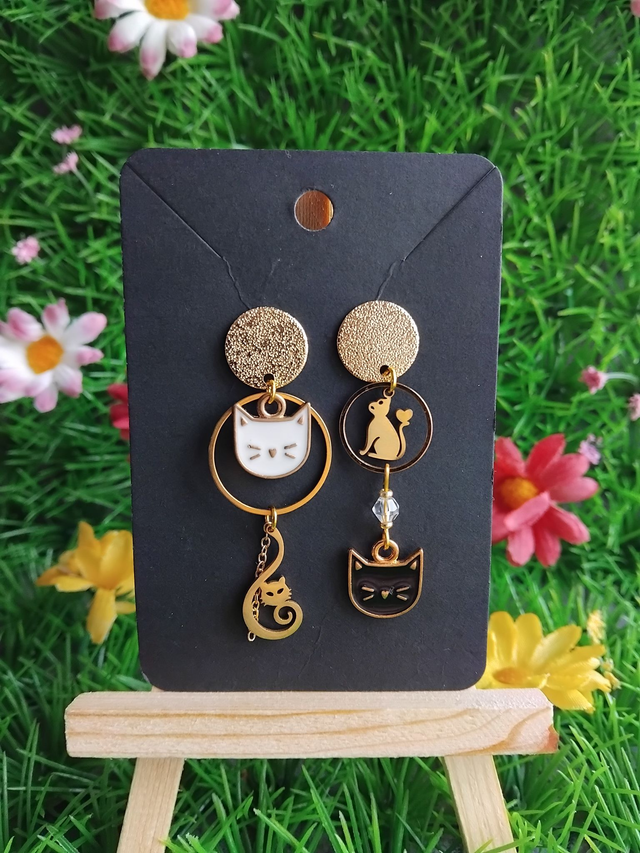 boucles d'oreilles chats black and white