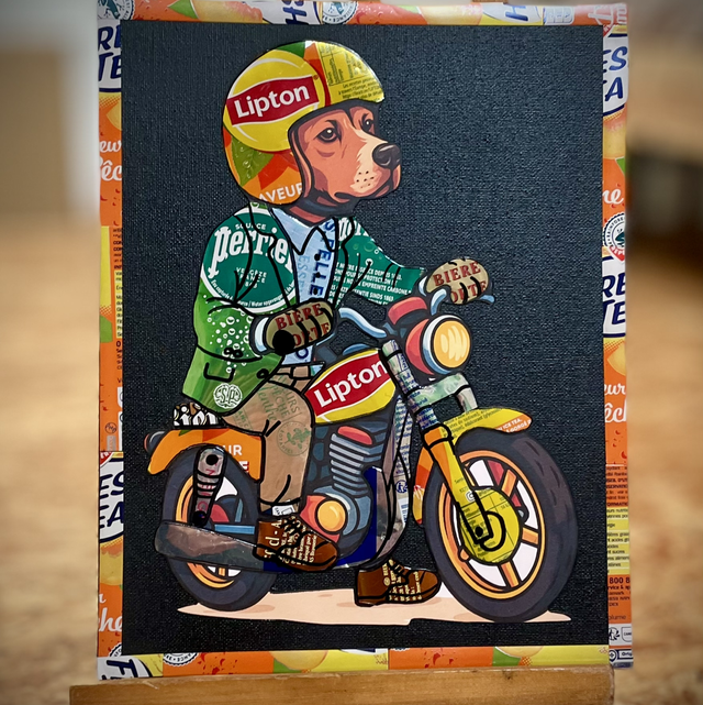 Tableau chien motard 24x30 cm fond noir 