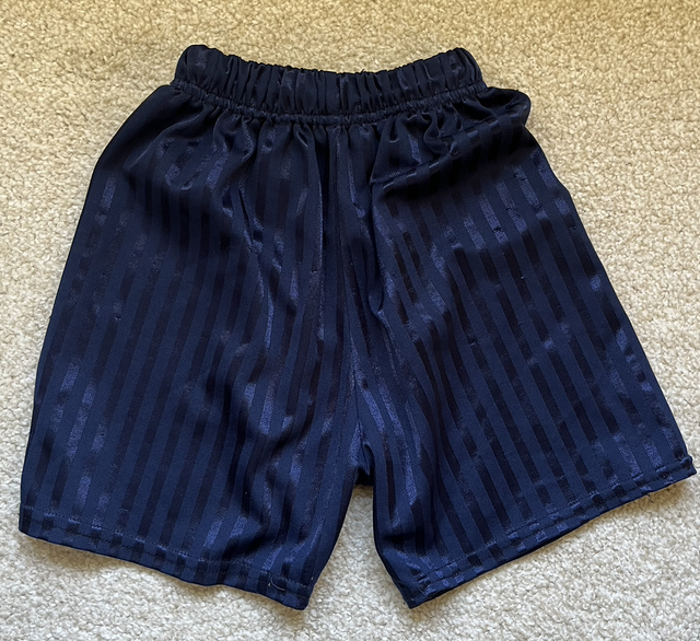 Navy PE shorts 7-8 years