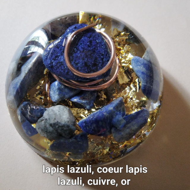 Orgonite demi sphère lapis lazuli