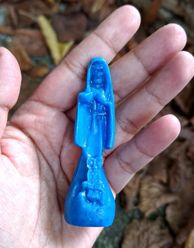 Statuette Santa Muerte bleue