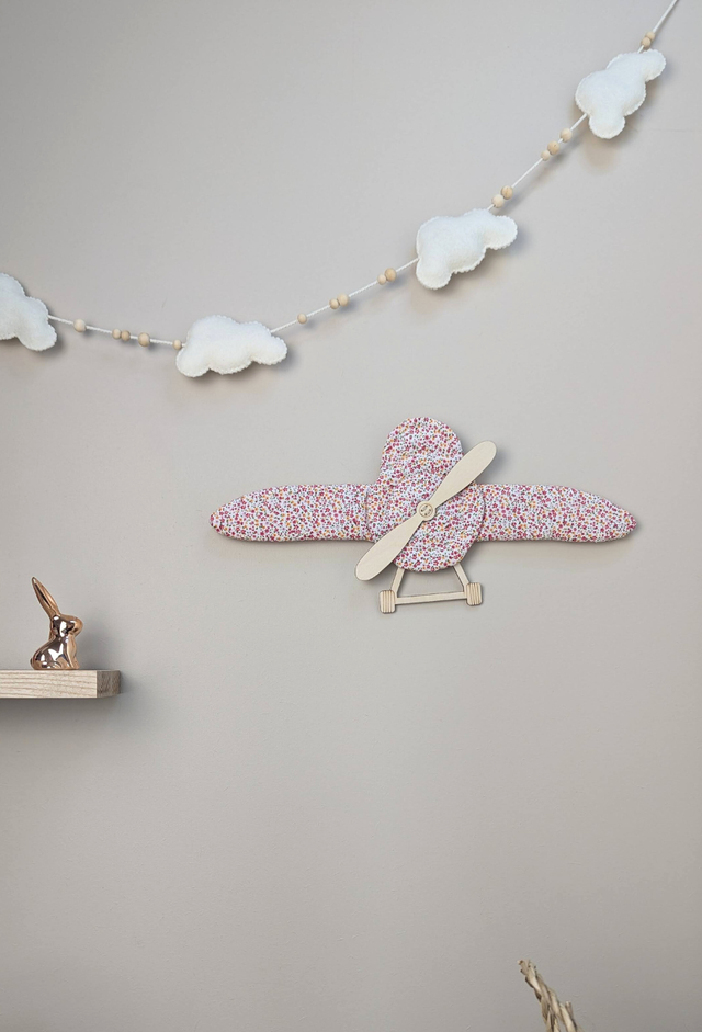 Suspension avion - rose liberty