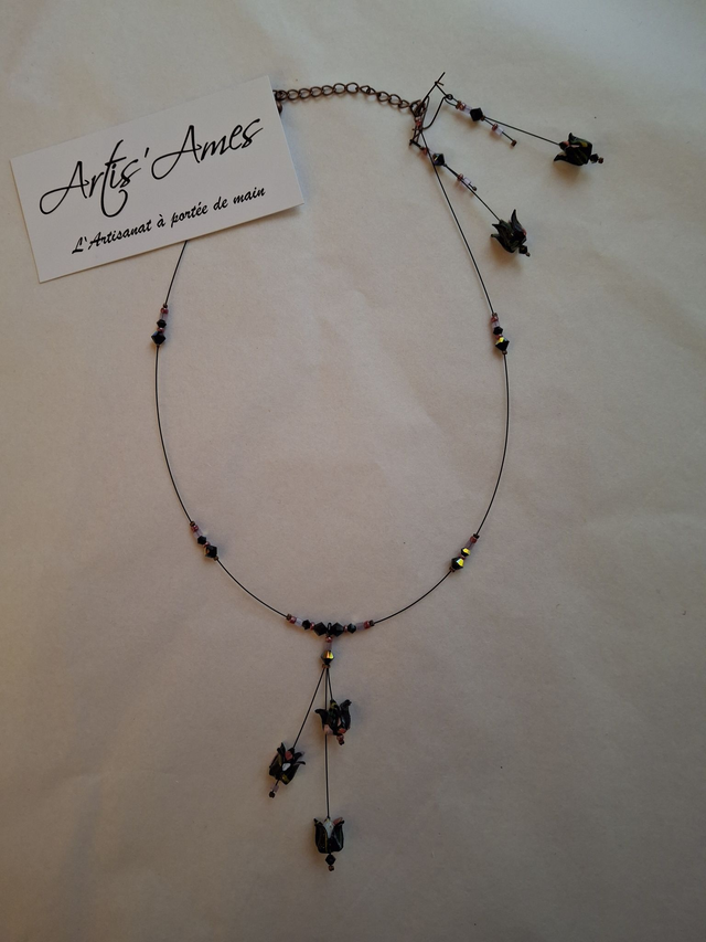 Parure Collier et Boucles d'oreilles Lotus noir et rose